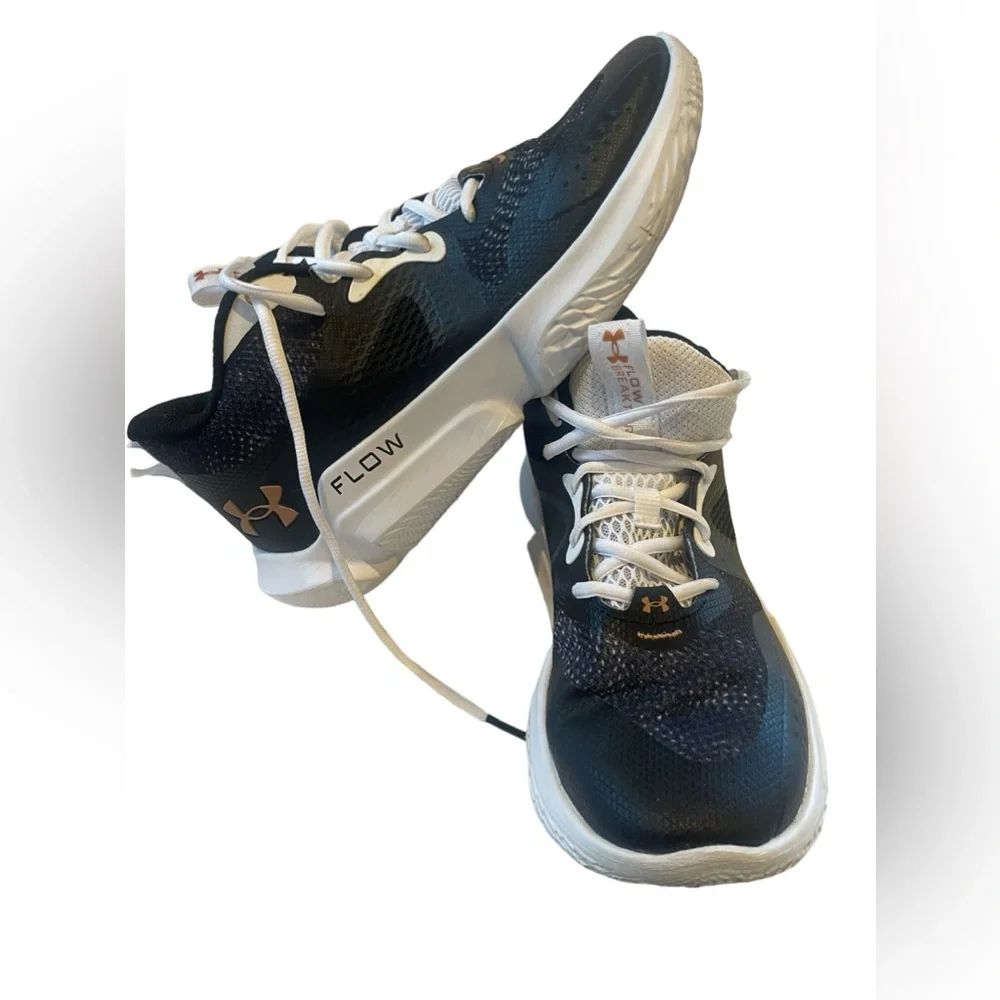 Under Armour. Sz 9.5 Women. Athletic Shoes/Trainers/Sneakers. Great condition - Picture 6 of 13